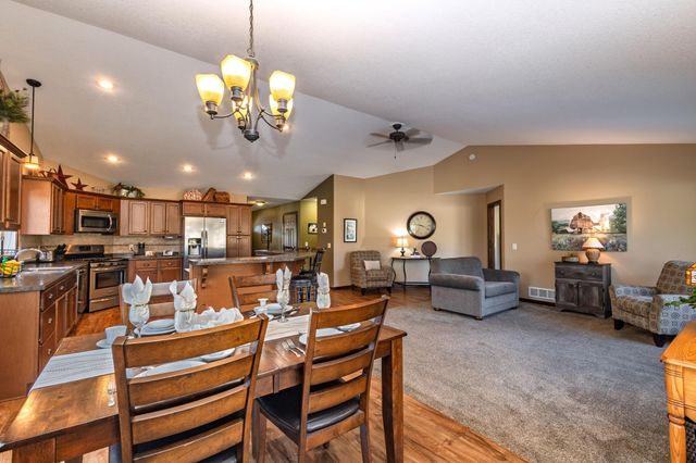 3011 Lakecrest Road NE, Alexandria, MN 56308