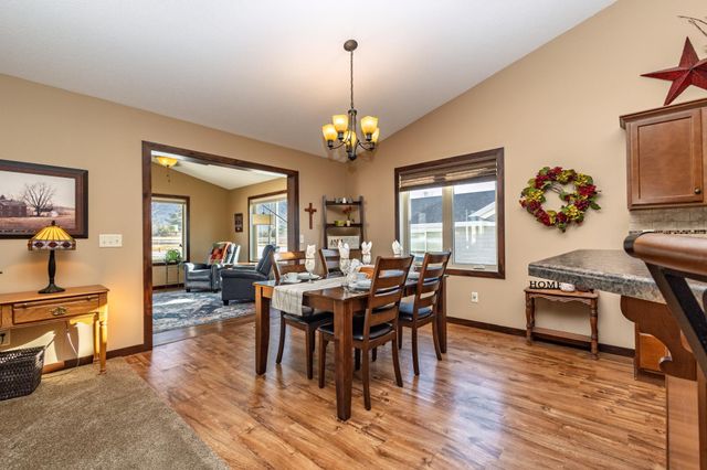 3011 Lakecrest Road NE, Alexandria, MN 56308