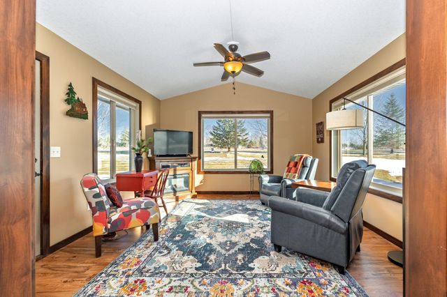 3011 Lakecrest Road NE, Alexandria, MN 56308