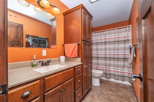 3011 Lakecrest Road NE, Alexandria, MN 56308