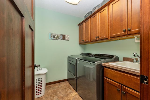 3011 Lakecrest Road NE, Alexandria, MN 56308