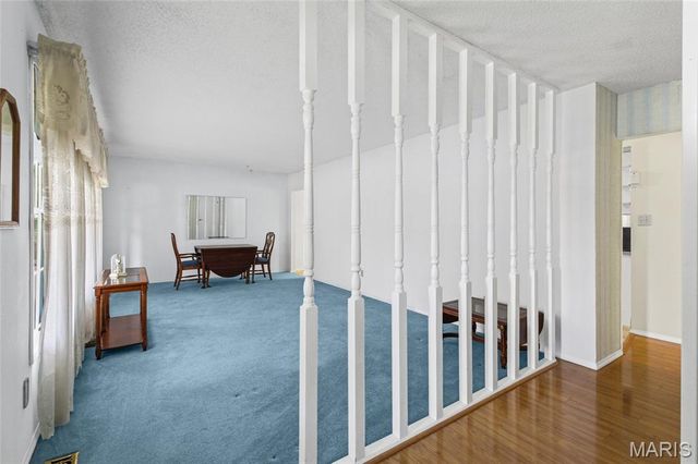 21 Newberry Drive, St Peters, MO 63376