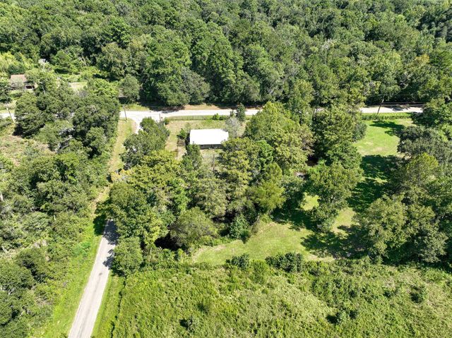 126 County Road 3707, Splendora, TX 77372
