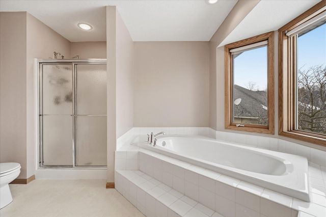 15358 Eagles Ridge NW, Prior Lake, MN 55372