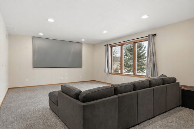 15358 Eagles Ridge NW, Prior Lake, MN 55372