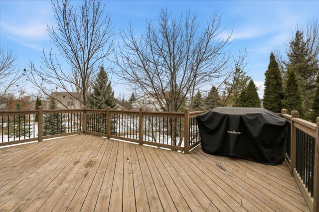 15358 Eagles Ridge NW, Prior Lake, MN 55372