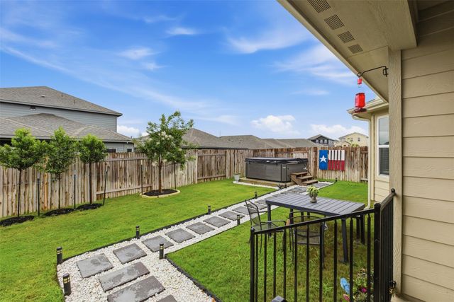144 El Capitan LOOP, Dripping Springs, TX 78620