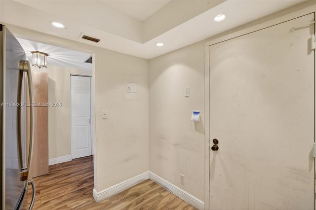 600 Three Islands Blvd 1008, Hallandale Beach, FL 33009