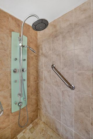 600 Three Islands Blvd 1008, Hallandale Beach, FL 33009