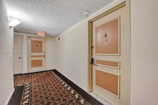 600 Three Islands Blvd 1008, Hallandale Beach, FL 33009