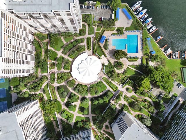 600 Three Islands Blvd 1008, Hallandale Beach, FL 33009