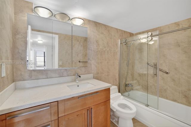 600 Three Islands Blvd 1008, Hallandale Beach, FL 33009