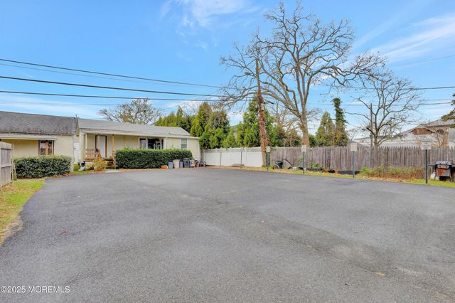 609 11th Avenue, Belmar, NJ 07719