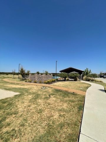 1838 Aslynn Circle, Aubrey, TX 76227
