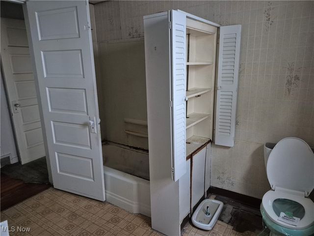 1312 Wellesley Avenue, Steubenville, OH 43952