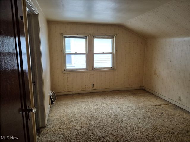 1312 Wellesley Avenue, Steubenville, OH 43952