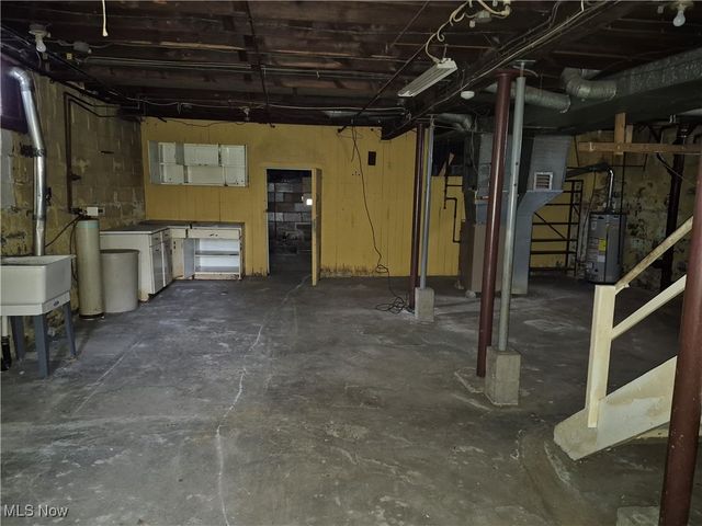 1312 Wellesley Avenue, Steubenville, OH 43952