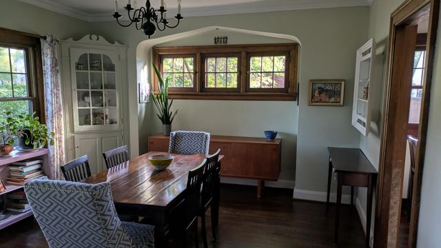 2221 Meadowwood Drive, Toledo, OH 43606