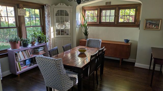 2221 Meadowwood Drive, Toledo, OH 43606