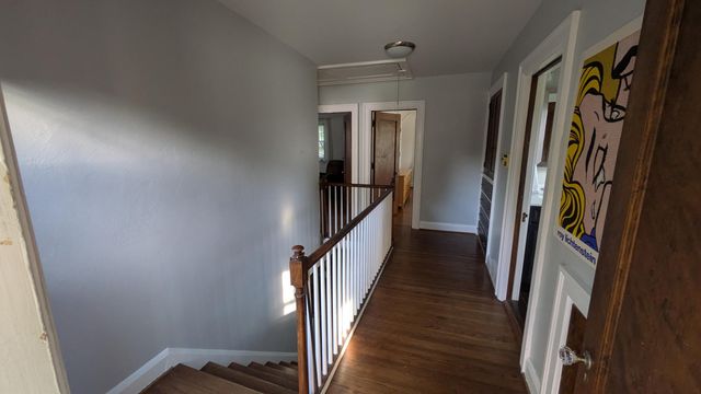 2221 Meadowwood Drive, Toledo, OH 43606