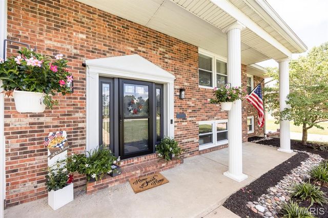 1700 Saint Andrews, O'fallon, IL 62269