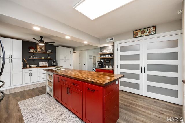 1700 Saint Andrews, O'fallon, IL 62269