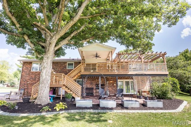 1700 Saint Andrews, O'fallon, IL 62269