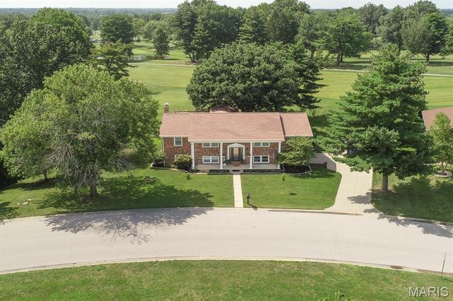 1700 Saint Andrews, O'fallon, IL 62269