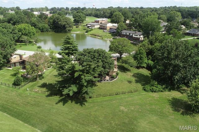 1700 Saint Andrews, O'fallon, IL 62269