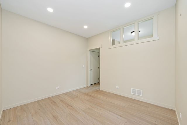 1979 Red Oak Lane, Spring Grove, IL 60081