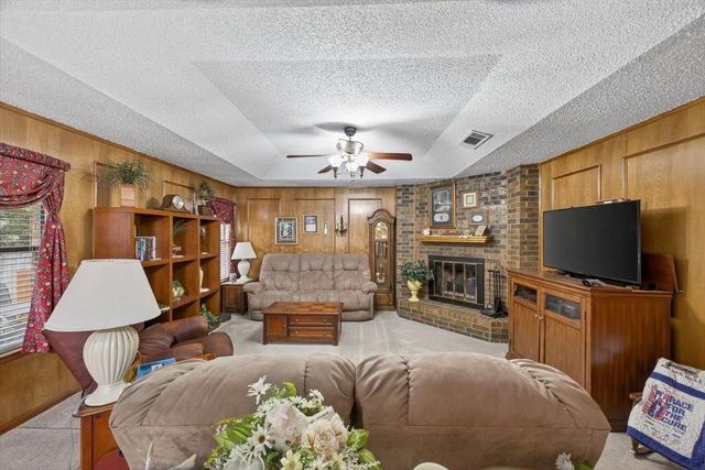 405 Nita Court, Crowley, TX 76036