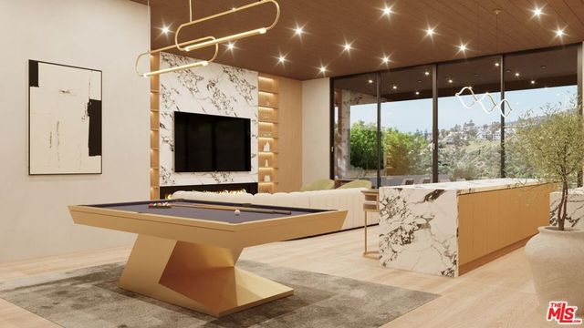 1227 Roberto Lane, Los Angeles, CA 90077