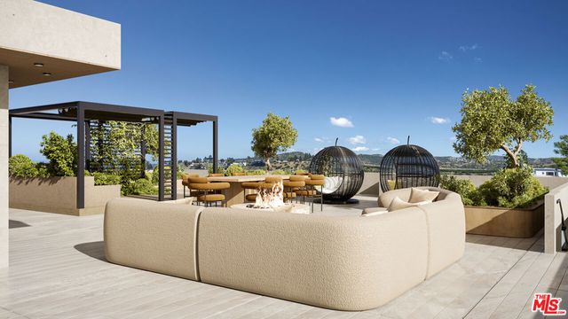 1227 Roberto Lane, Los Angeles, CA 90077