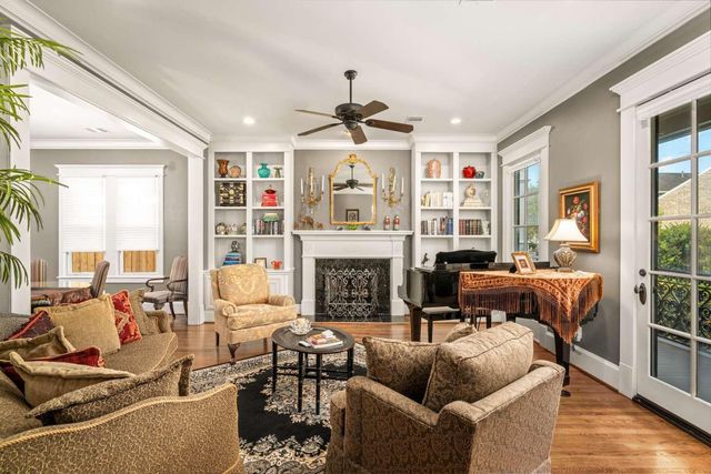1022 Nicholson Street, Houston, TX 77008