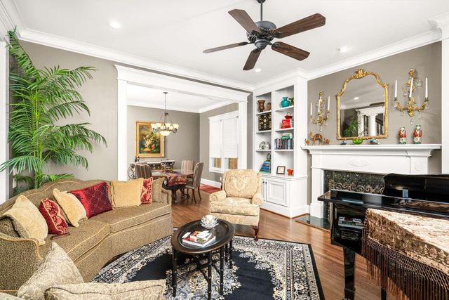 1022 Nicholson Street, Houston, TX 77008