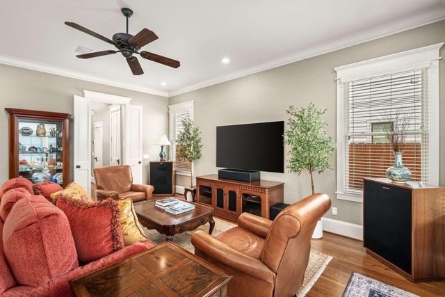 1022 Nicholson Street, Houston, TX 77008