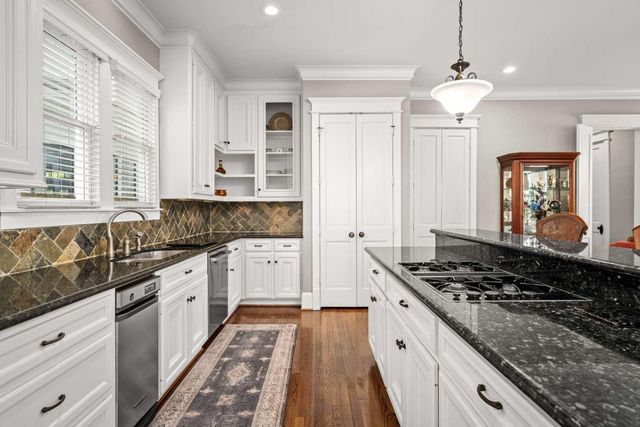 1022 Nicholson Street, Houston, TX 77008
