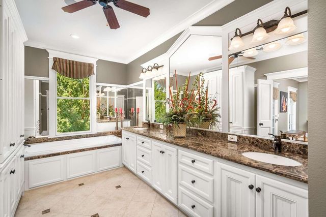 1022 Nicholson Street, Houston, TX 77008