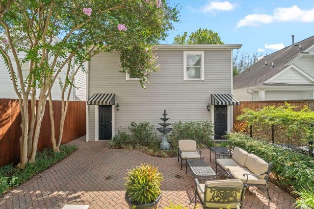 1022 Nicholson Street, Houston, TX 77008