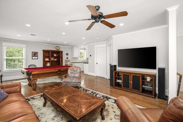 1022 Nicholson Street, Houston, TX 77008