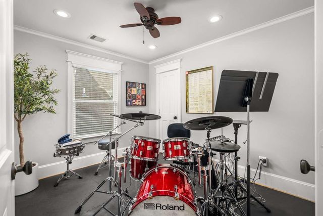 1022 Nicholson Street, Houston, TX 77008