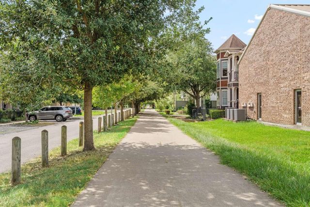 1022 Nicholson Street, Houston, TX 77008