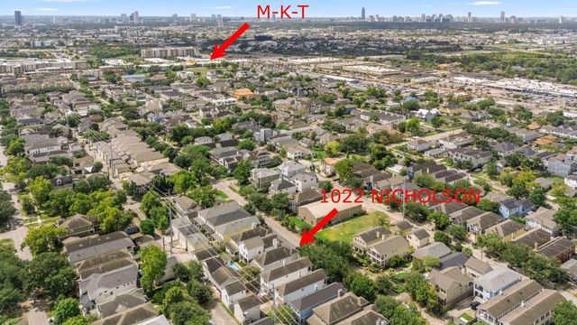 1022 Nicholson Street, Houston, TX 77008