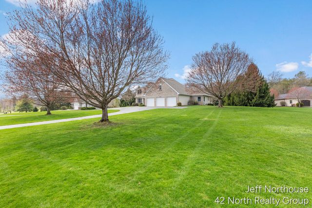 7553 Willow Pointe Drive, Caledonia, MI 49316