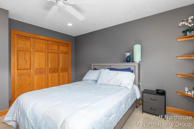 7553 Willow Pointe Drive, Caledonia, MI 49316