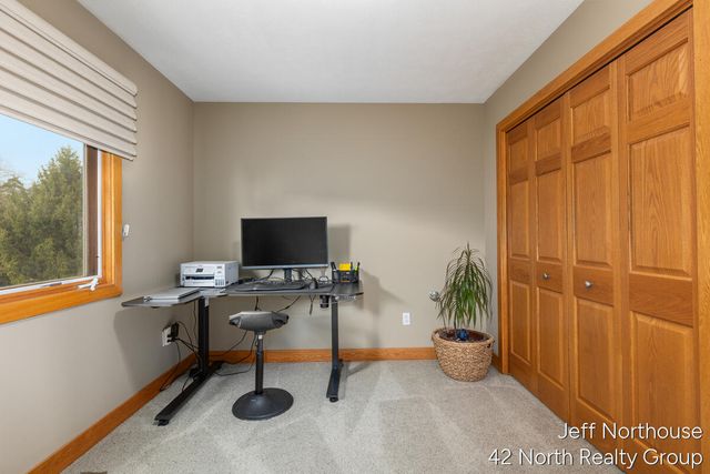 7553 Willow Pointe Drive, Caledonia, MI 49316