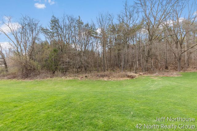 7553 Willow Pointe Drive, Caledonia, MI 49316