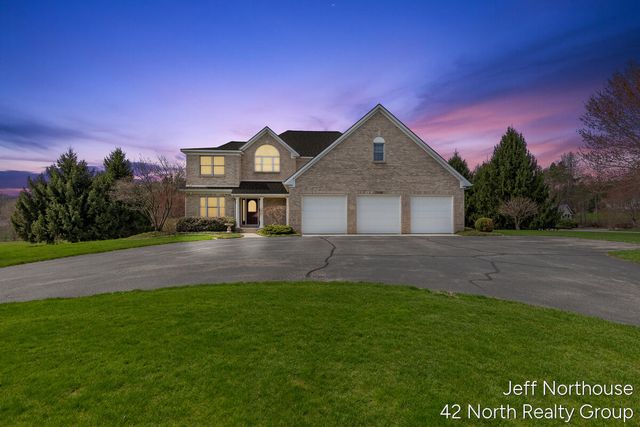 7553 Willow Pointe Drive, Caledonia, MI 49316