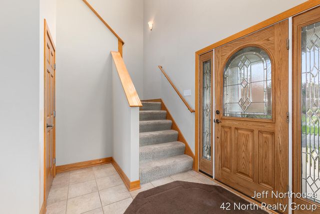 7553 Willow Pointe Drive, Caledonia, MI 49316