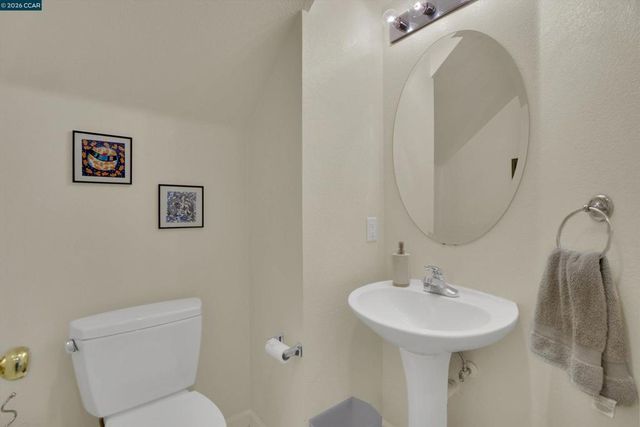 120 Mont St Michel Way, Martinez, CA 94553